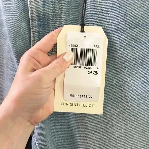 Current/Elliot distressed boyfriend jeans 23 - Picture 2 of 6